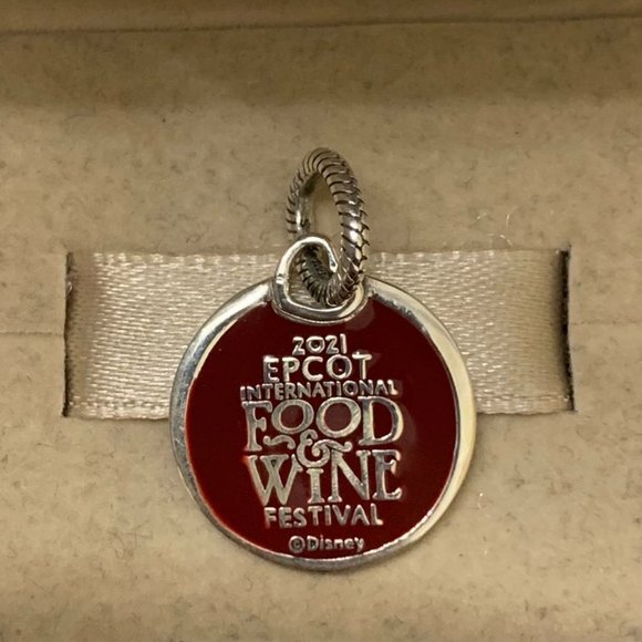Pandora 2021 Disney International Food Festival Charm - Picture 5 of 6